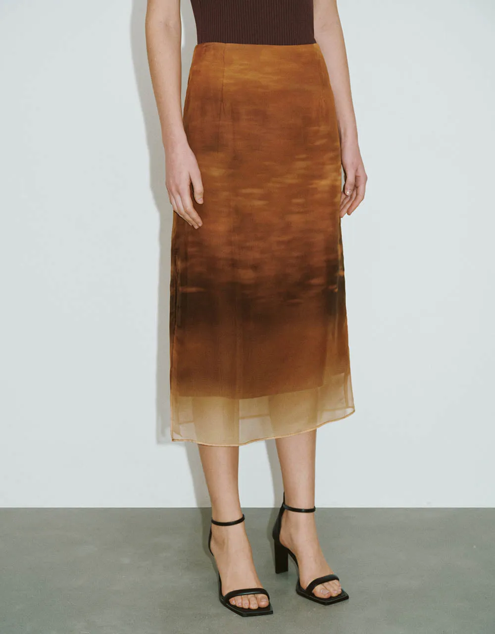 Printed Midi Straight Skirt sold by Urban Revivo product image thumbnail 4