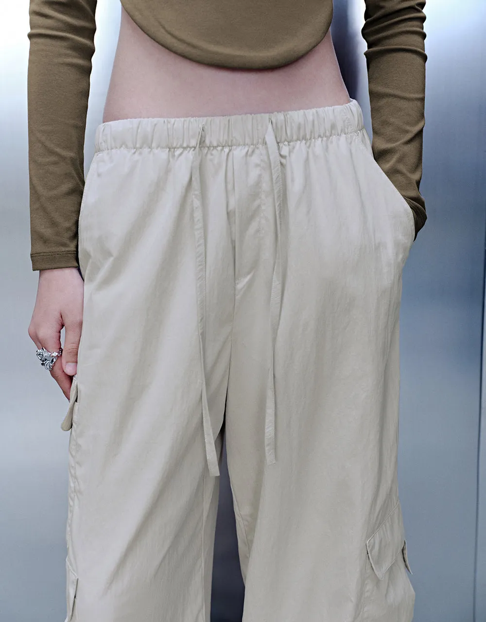 Loose Straight Pants sold by Urban Revivo product image thumbnail 5