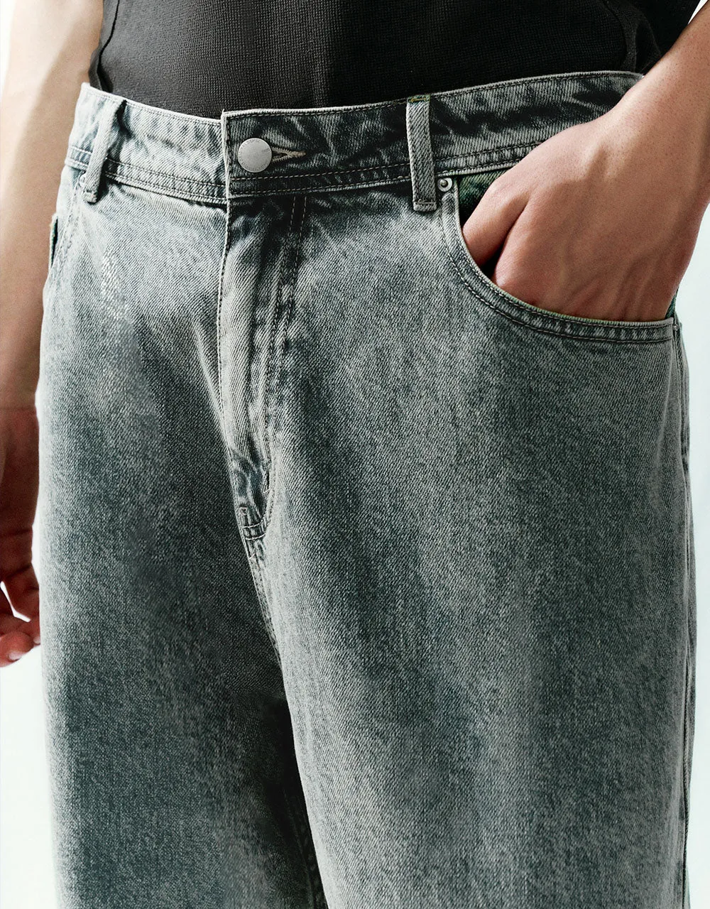 Loose Straight Jeans sold by Urban Revivo product image thumbnail 5