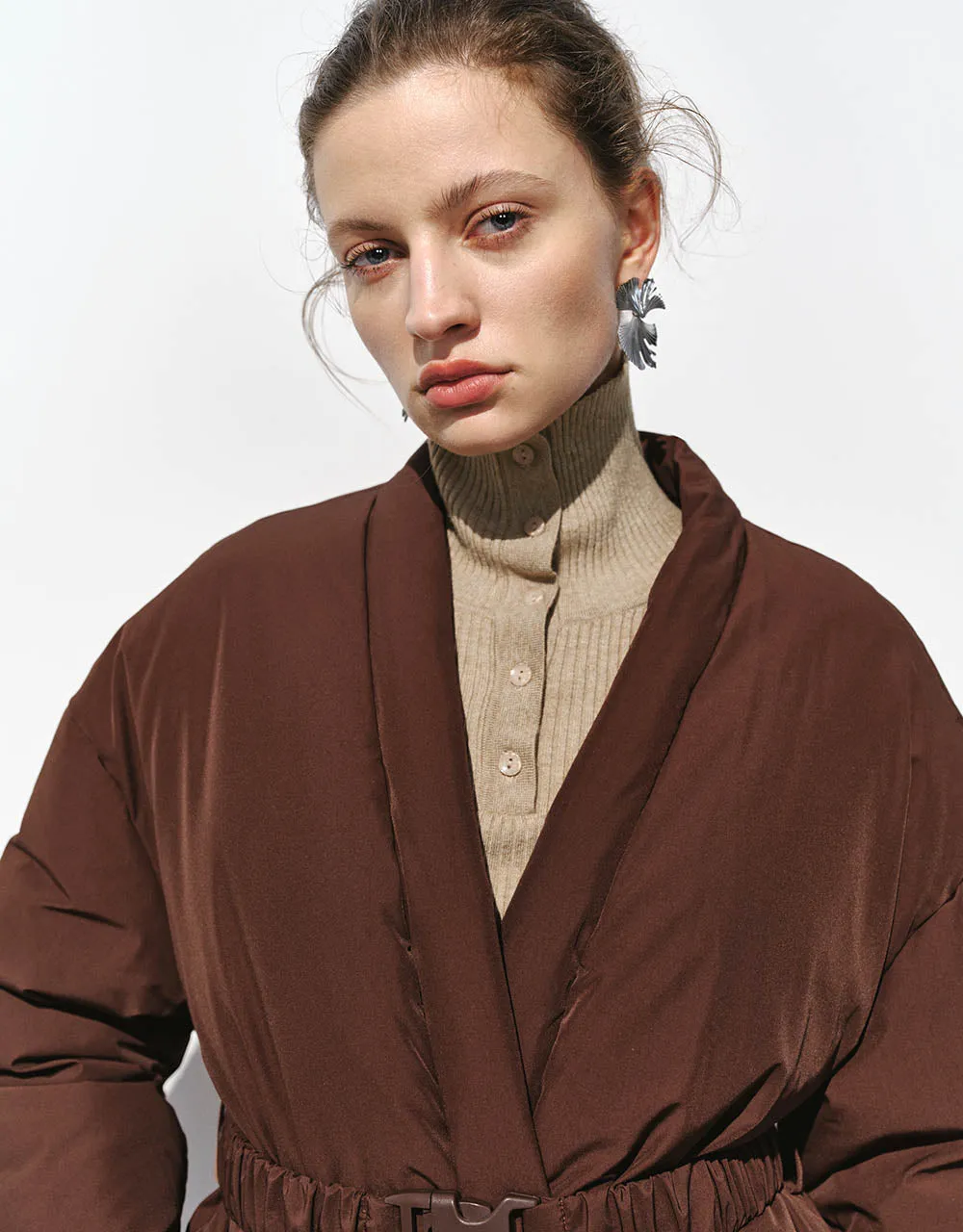 V-Neck Straight Coat sold by Urban Revivo product image thumbnail 5