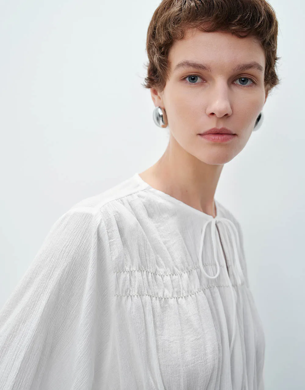 Crew Neck Overhead Shirt sold by Urban Revivo product image thumbnail 4