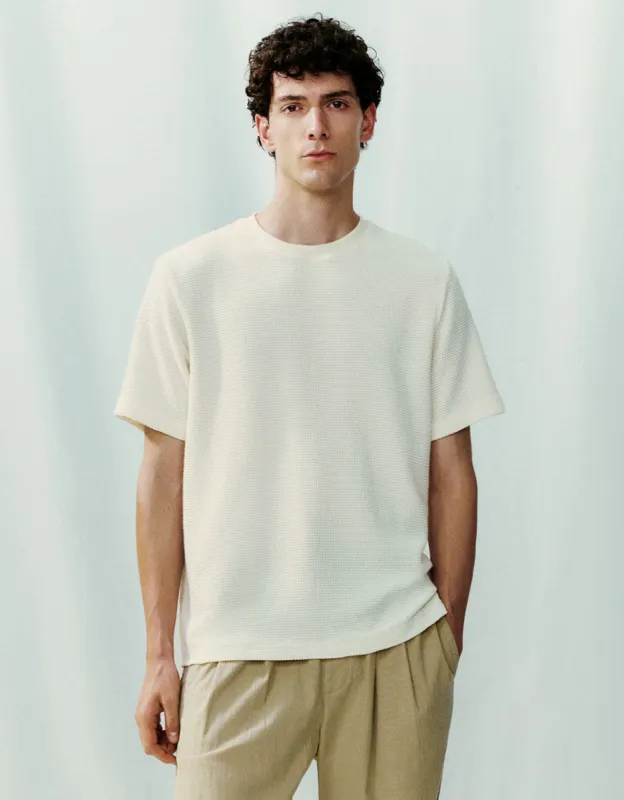 Textured Crew Neck Straight T-Shirt sold by Urban Revivo
