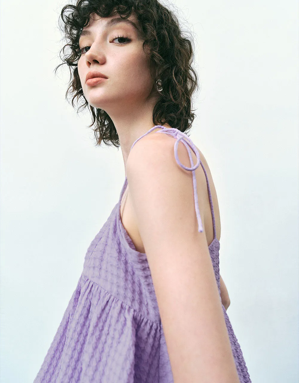 Square-cut Collar Bubble Hem Cami Top sold by Urban Revivo product image thumbnail 4