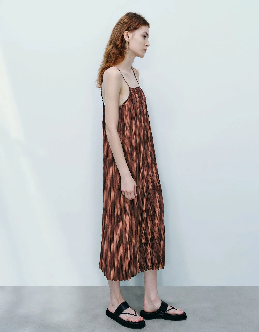 Printed Off-Shoulder Cami A-Line Dress sold by Urban Revivo product image thumbnail 3