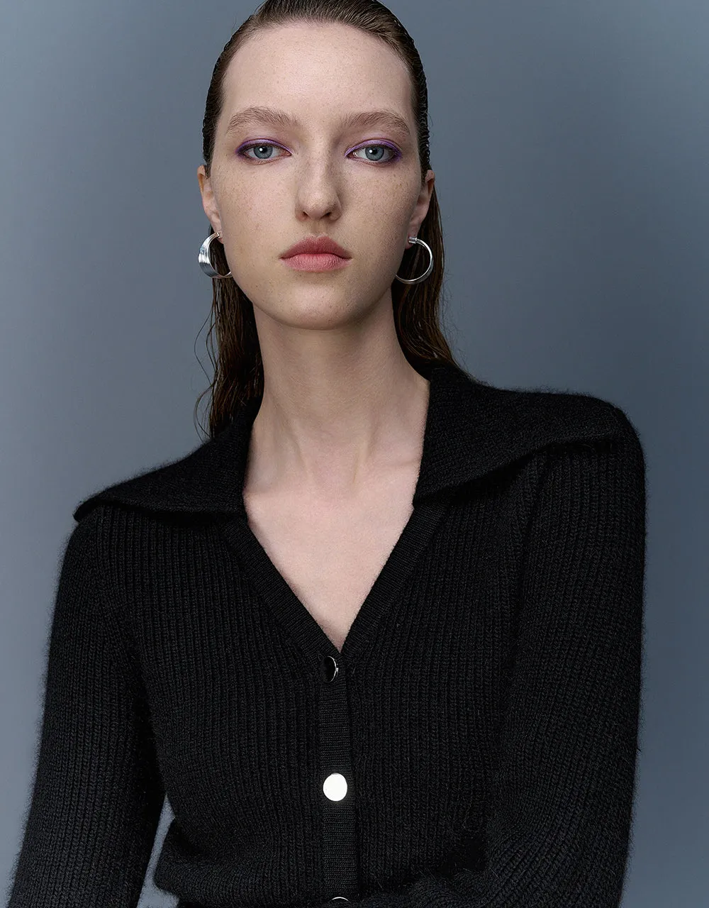 V-Neck Skinny Knitted Cardigan sold by Urban Revivo product image thumbnail 5