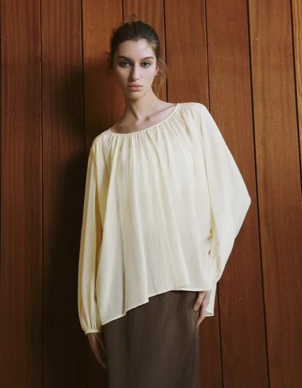Crew Neck Overhead Shirt sold by Urban Revivo