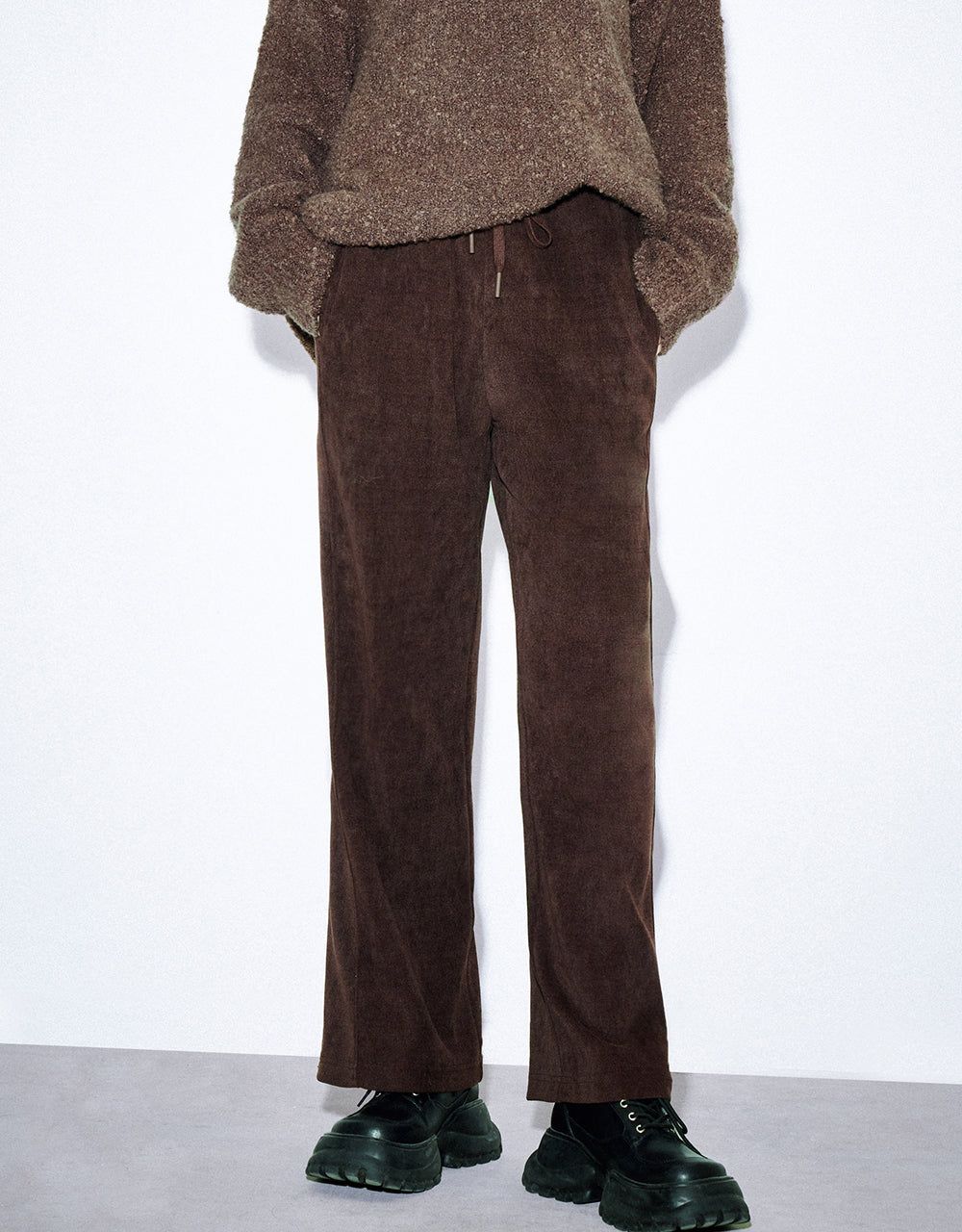 Drawstring Waist Knitted Straight Pants sold by Urban Revivo product image thumbnail 2