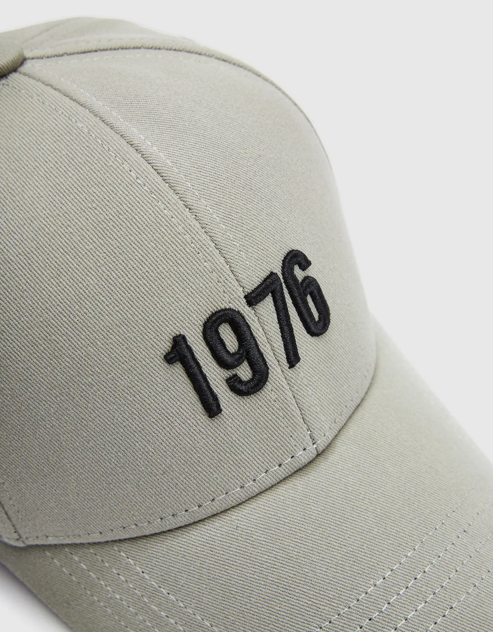 Letter Embossed Baseball Cap sold by Urban Revivo product image thumbnail 4