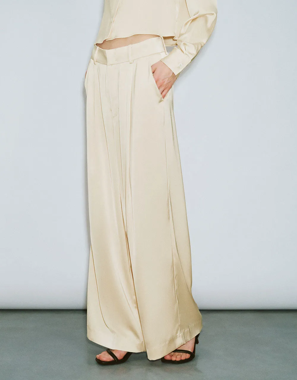 Wide-Leg Pants sold by Urban Revivo product image thumbnail 4