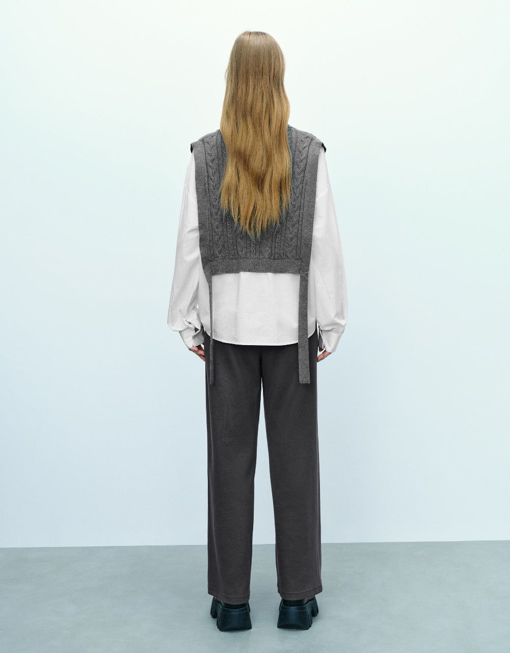 Drawstring Waist Knitted Straight Pants sold by Urban Revivo product image thumbnail 5