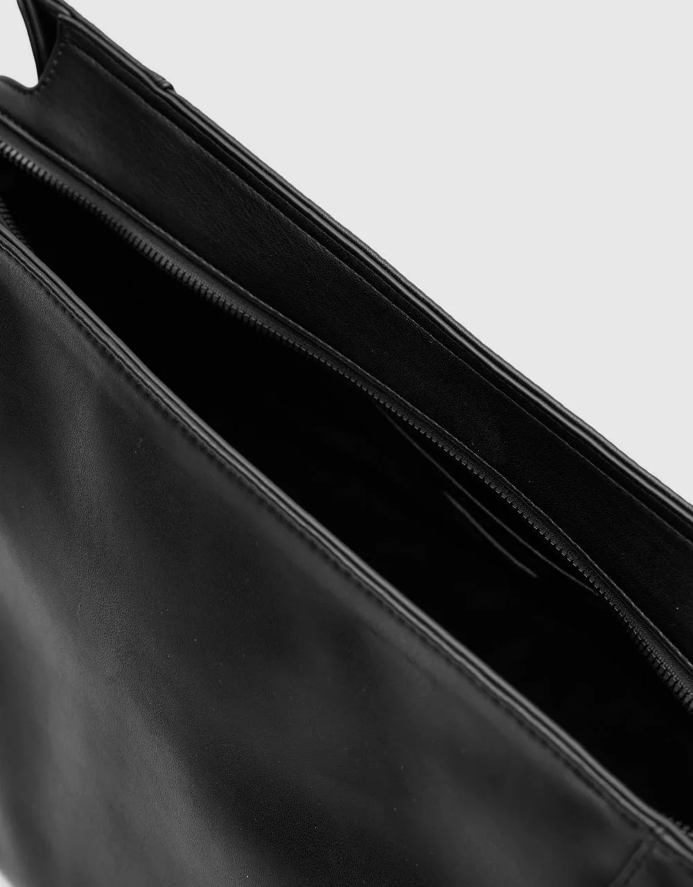 Vegan Leather Shoulder Bag sold by Urban Revivo product image thumbnail 5