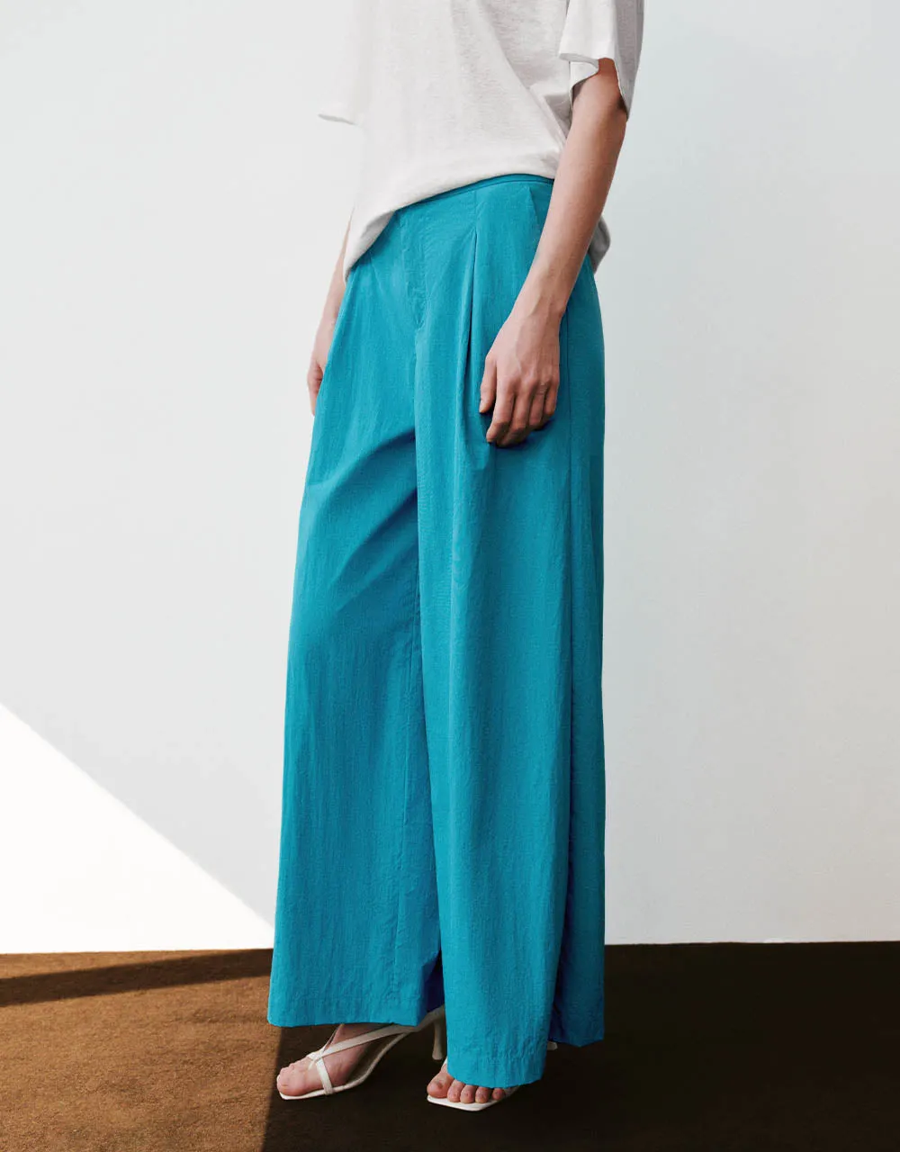 Wide-Leg Pants sold by Urban Revivo product image thumbnail 4