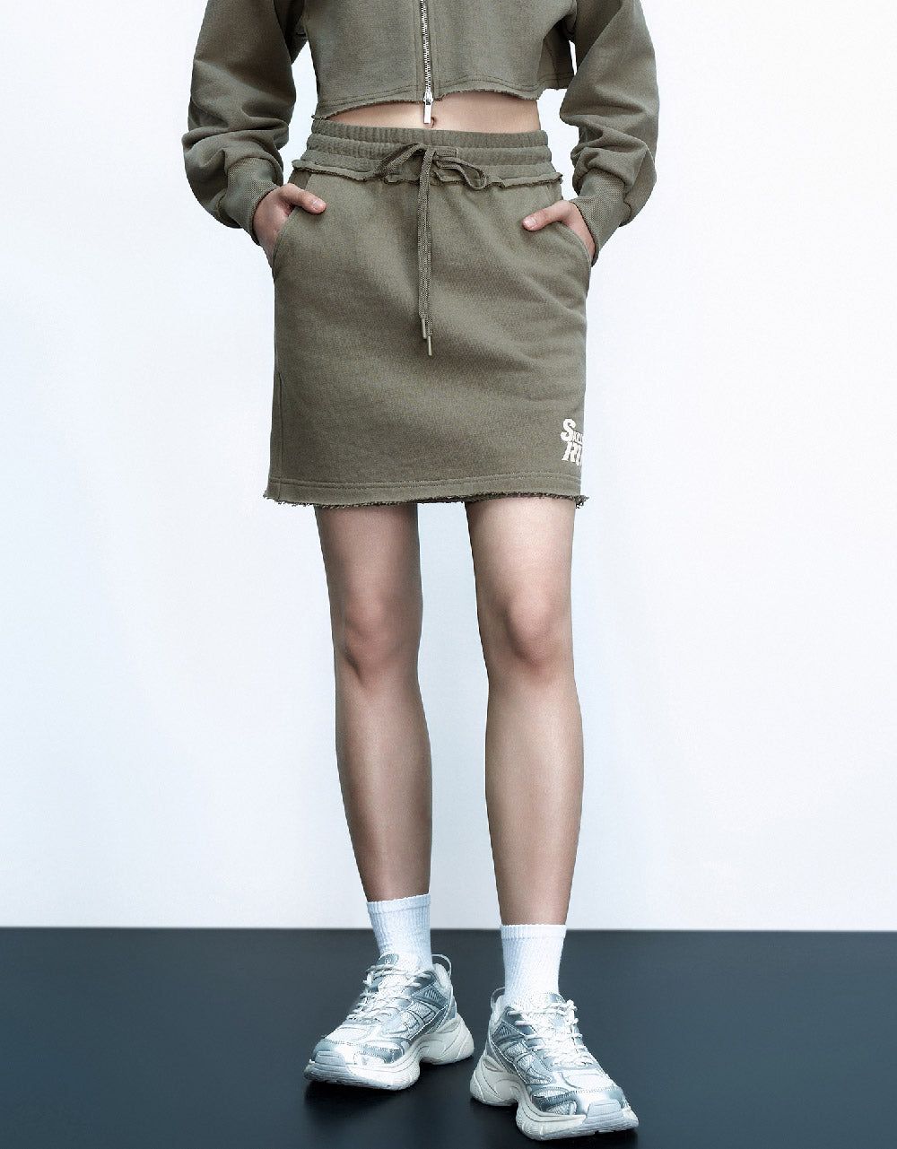 Drawstring Waist Mini Straight Skirt sold by Urban Revivo product image thumbnail 2