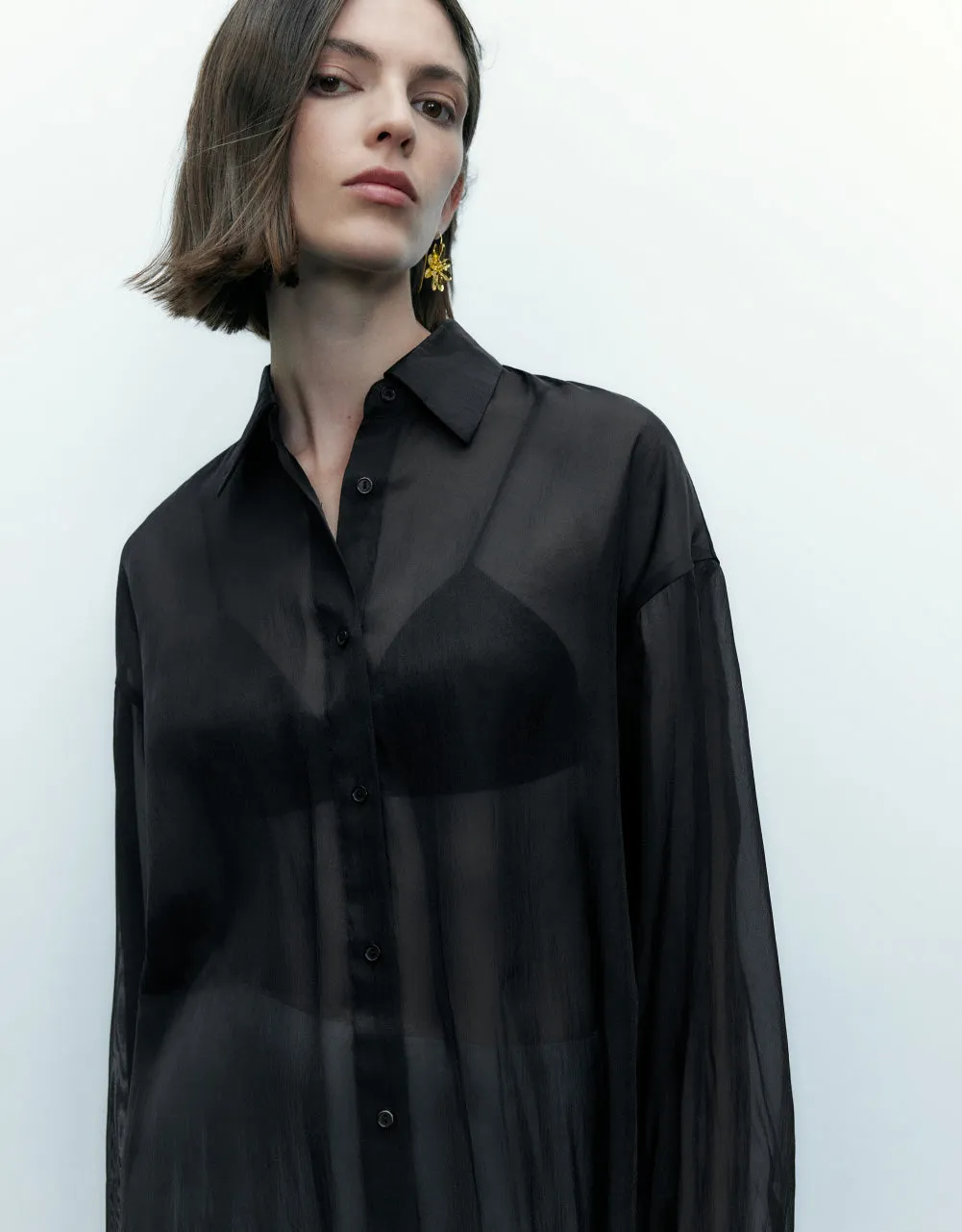Thin Button Up Loose Shirt sold by Urban Revivo product image thumbnail 3