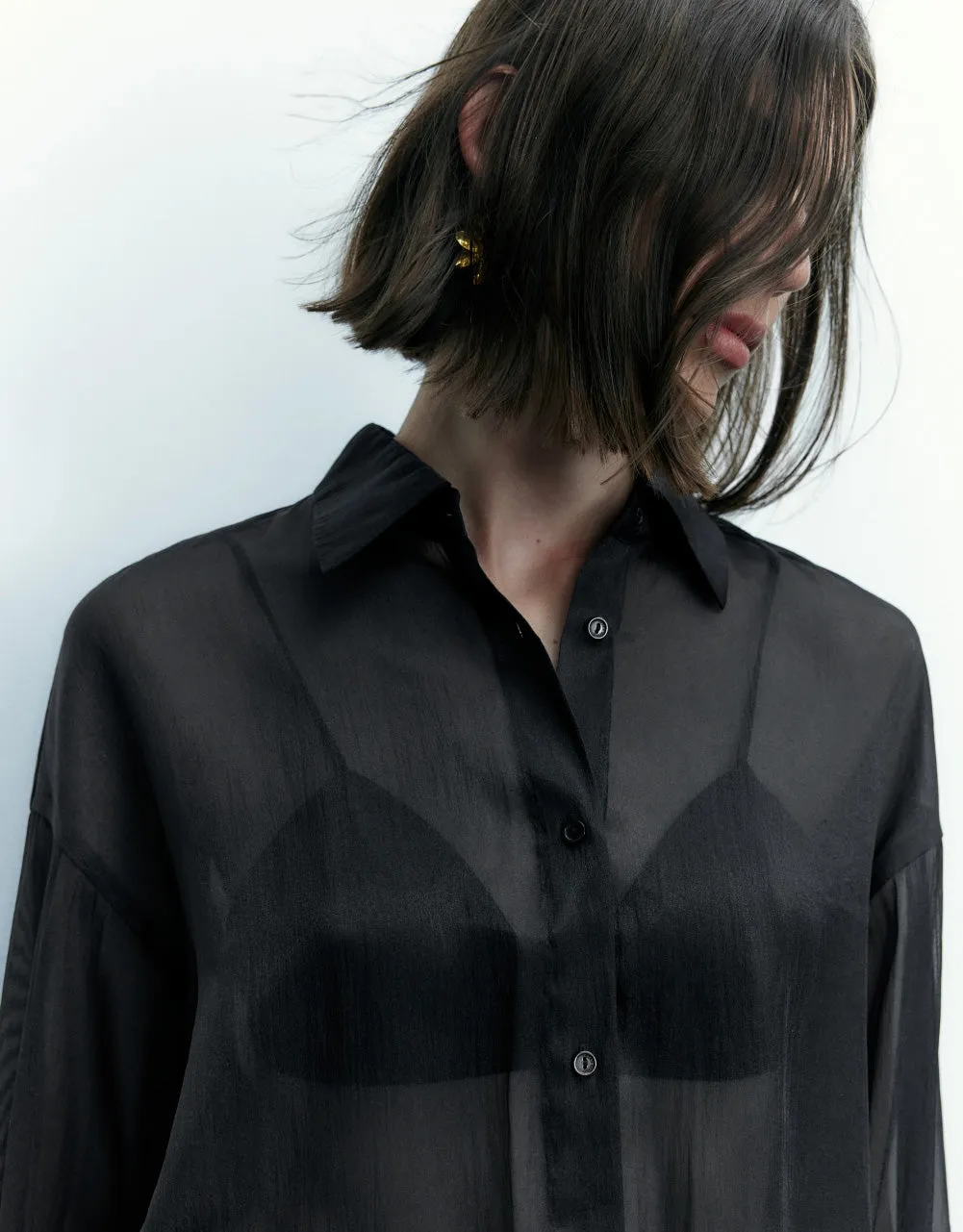 Thin Button Up Loose Shirt sold by Urban Revivo product image thumbnail 5