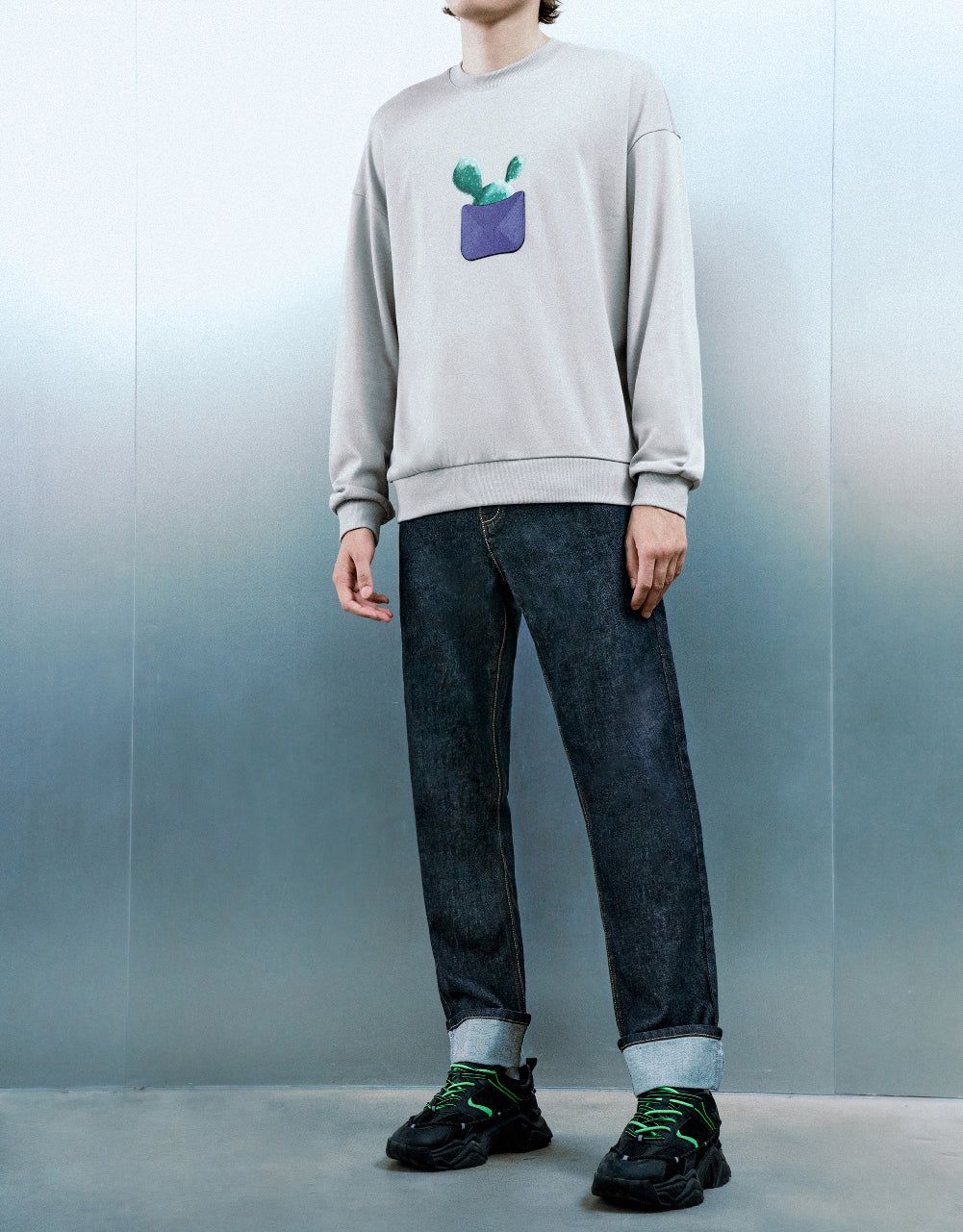 Rolled Up Hem Straight Jeans sold by Urban Revivo product image thumbnail 4