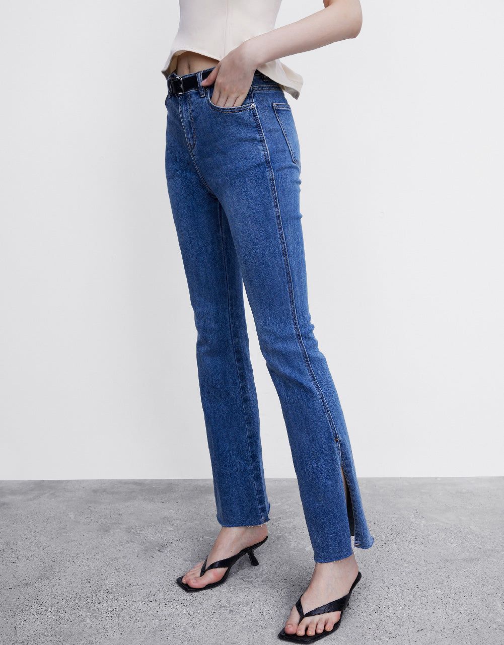 Flare Jeans With Belt sold by Urban Revivo product image thumbnail 5