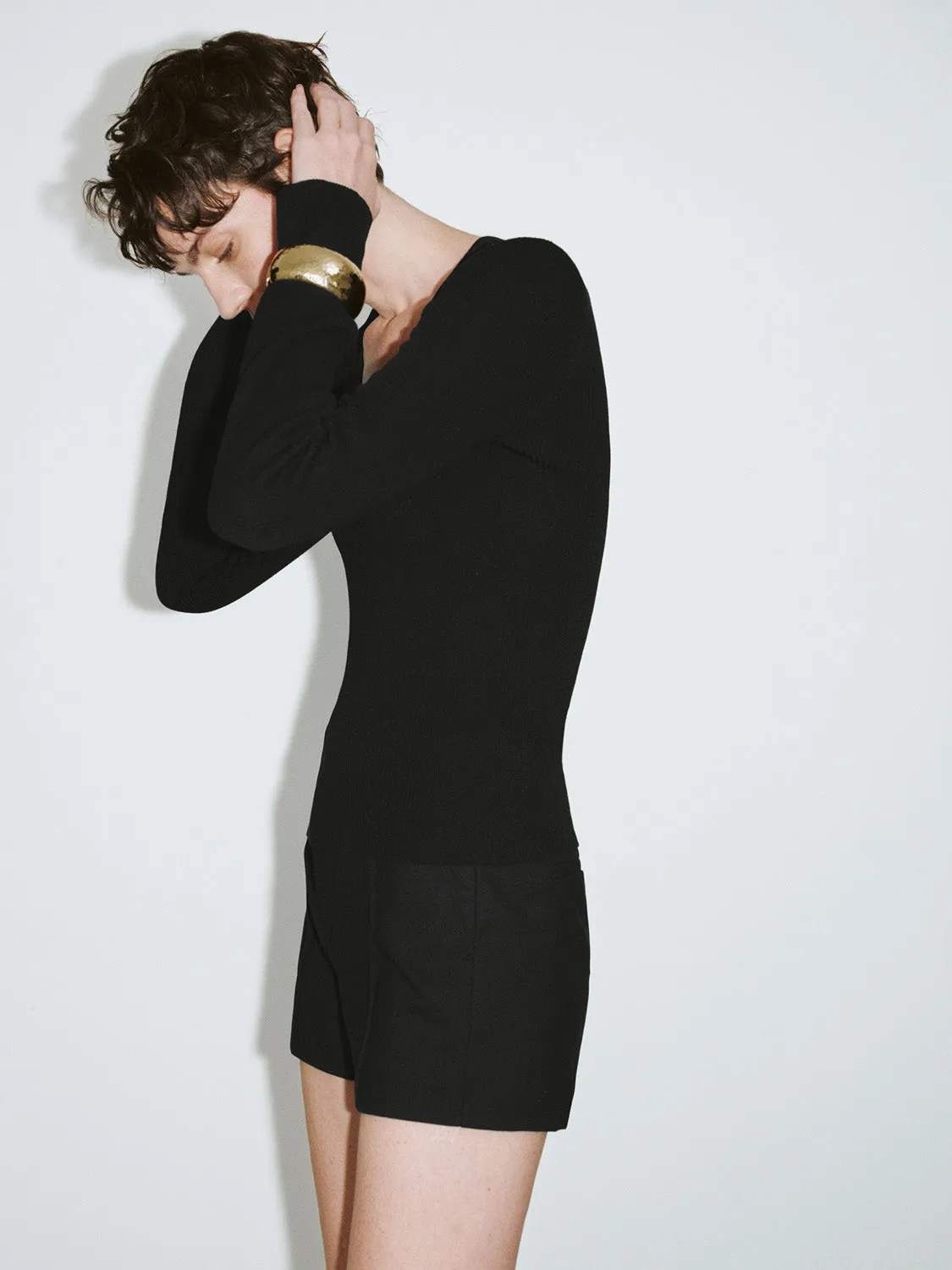 U Neck Skinny Knitted T-Shirt sold by Urban Revivo product image thumbnail 3