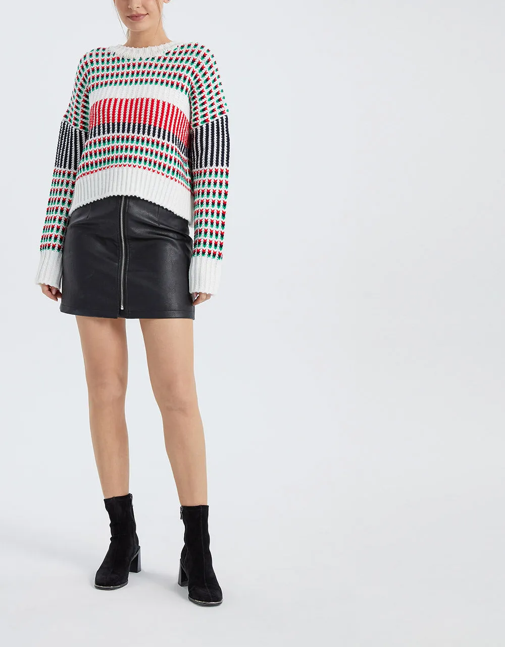 Vegan Leather Zip Up Front A-Line Mini Skirt sold by Urban Revivo product image thumbnail 2