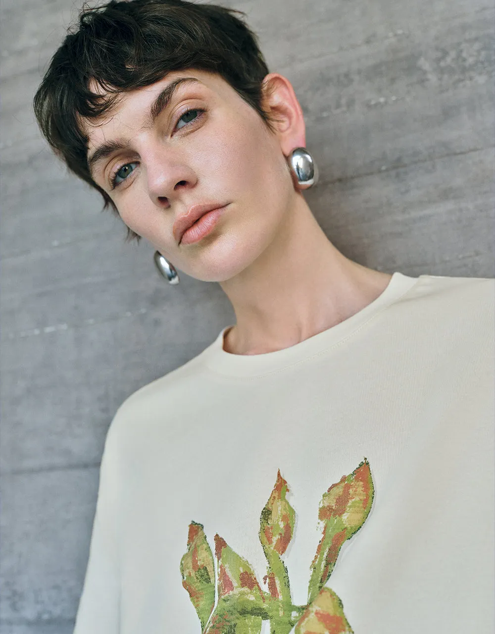 Printted Crew Neck Straight T-Shirt sold by Urban Revivo product image thumbnail 4