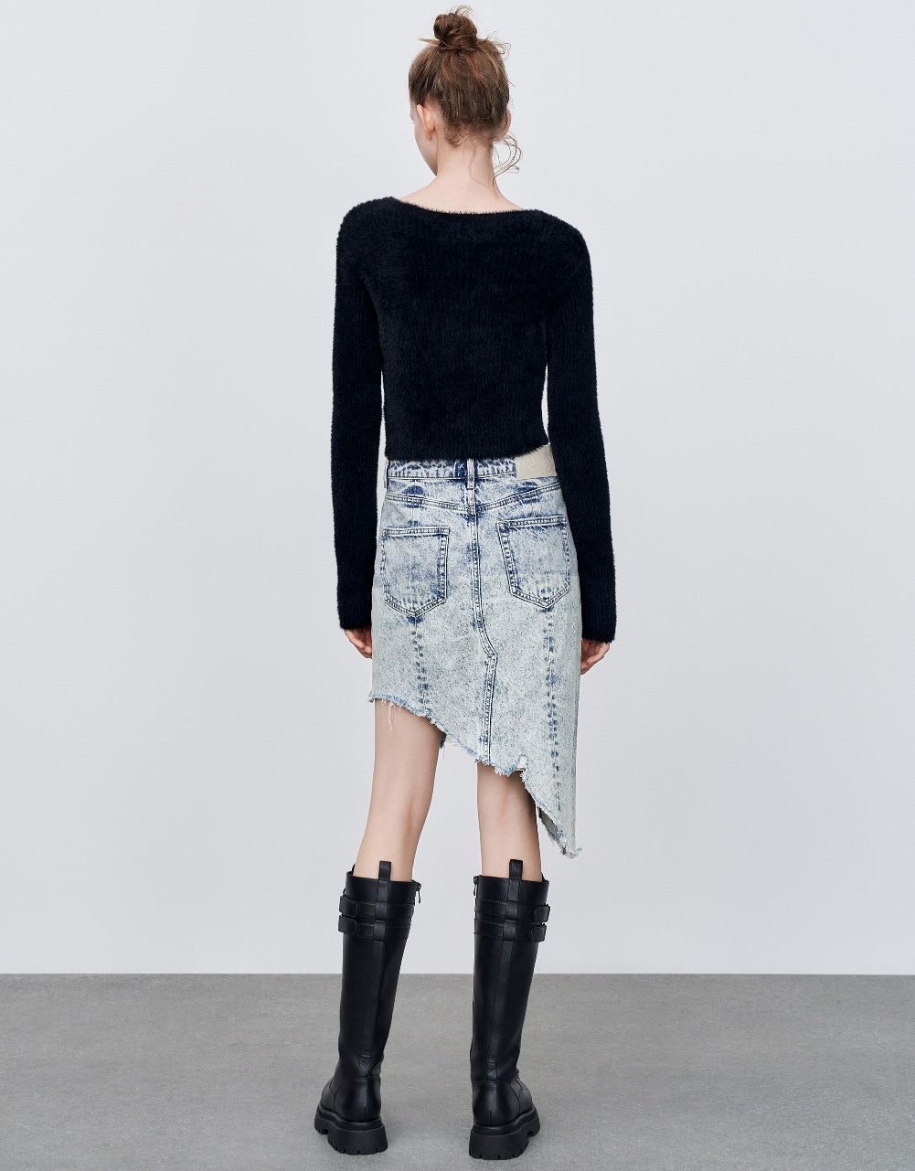 Button Through Knit Cardigan sold by Urban Revivo product image thumbnail 4