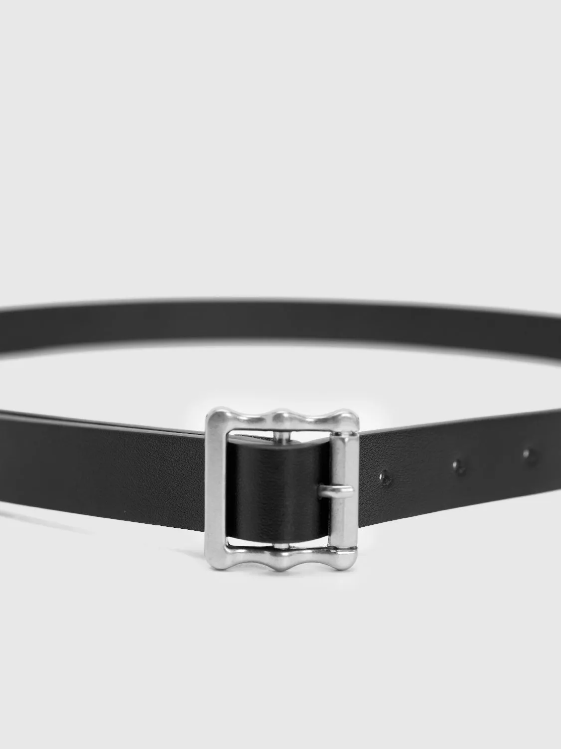 Vegan Leather Skinny Belt sold by Urban Revivo product image thumbnail 5