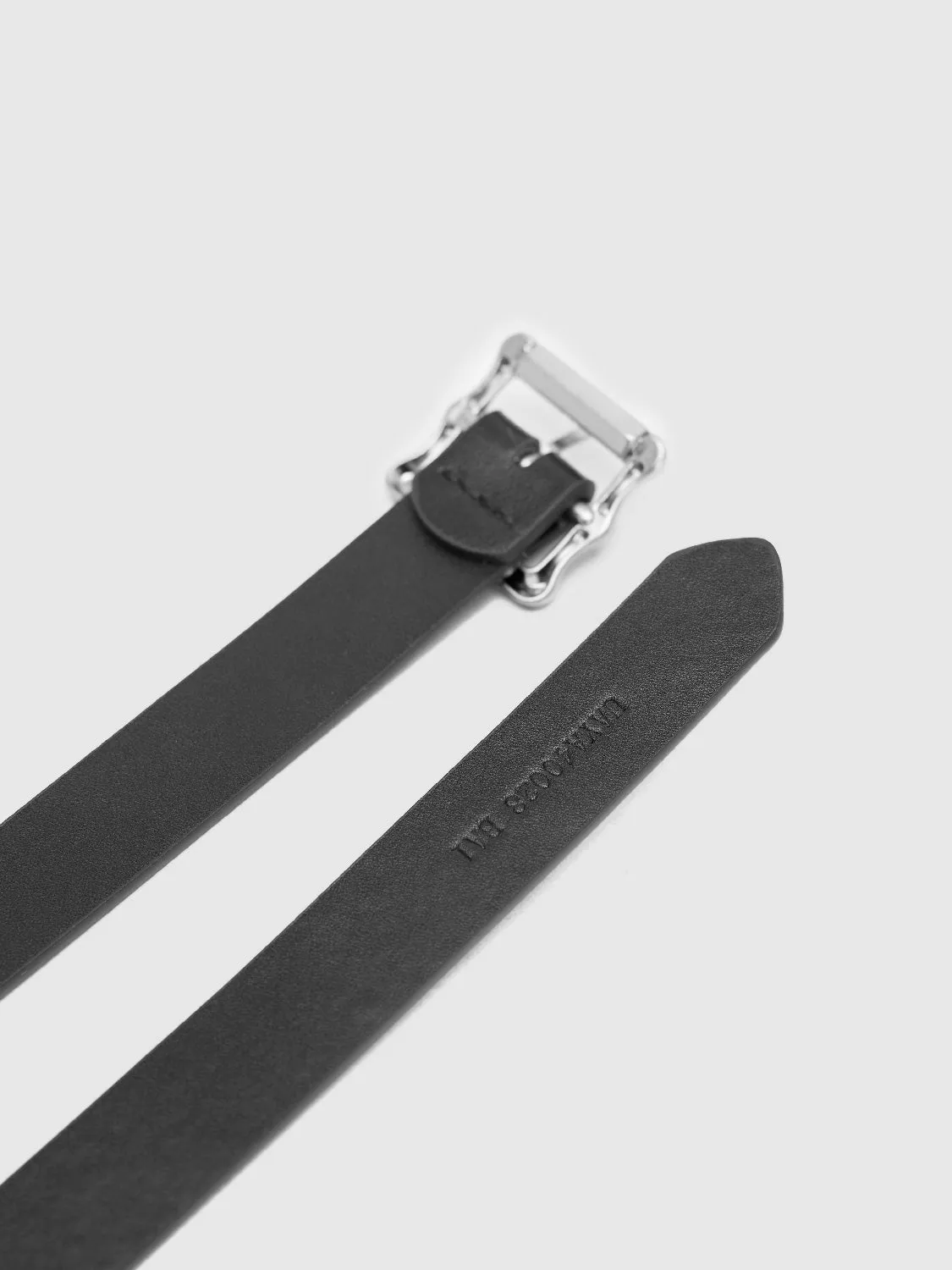 Vegan Leather Skinny Belt sold by Urban Revivo product image thumbnail 4