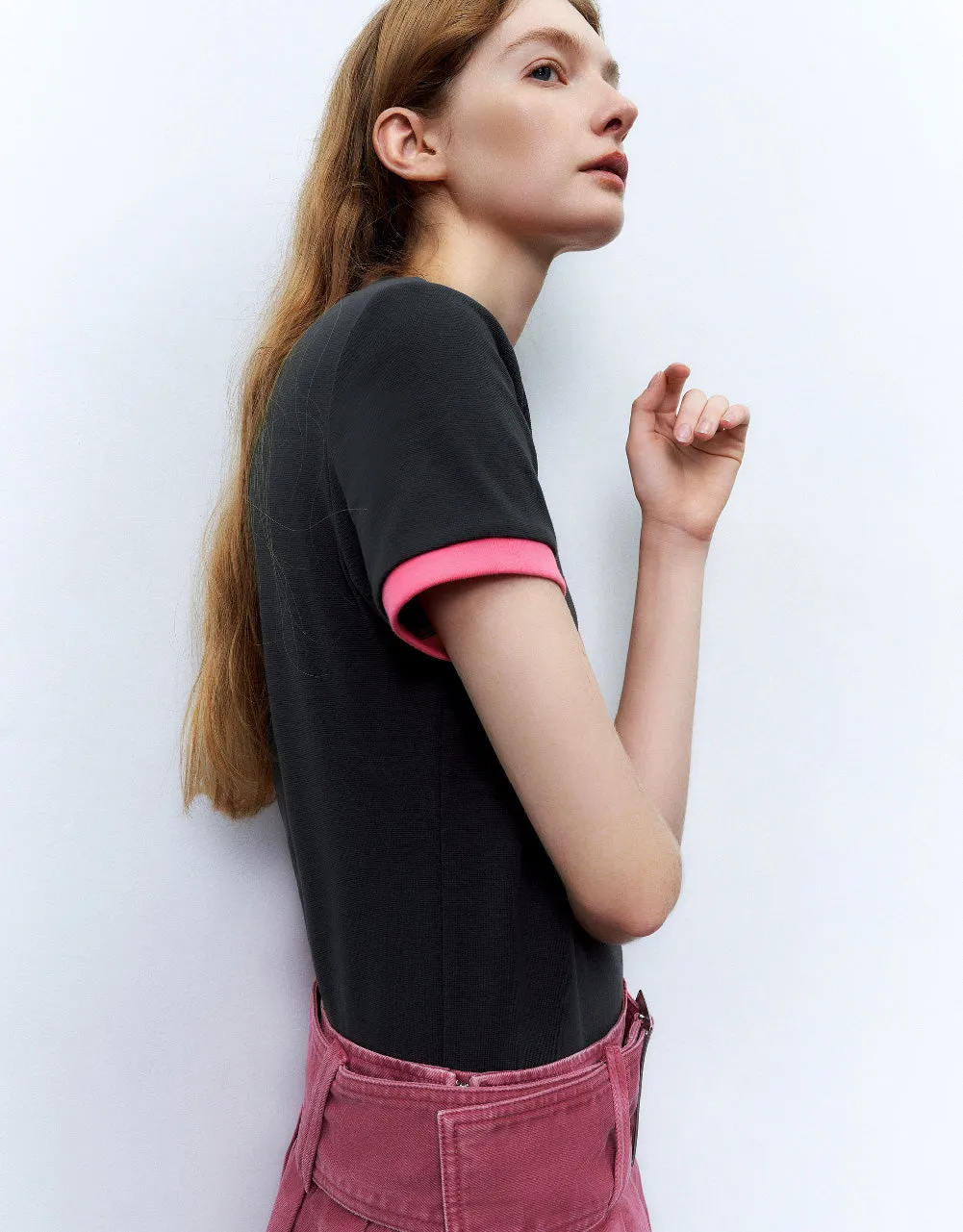 Straight Crew Neck T-Shirt sold by Urban Revivo product image thumbnail 3