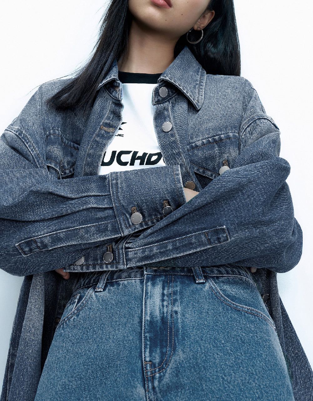 Drop Shoulder Sleeve Denim Shirt sold by Urban Revivo product image thumbnail 5