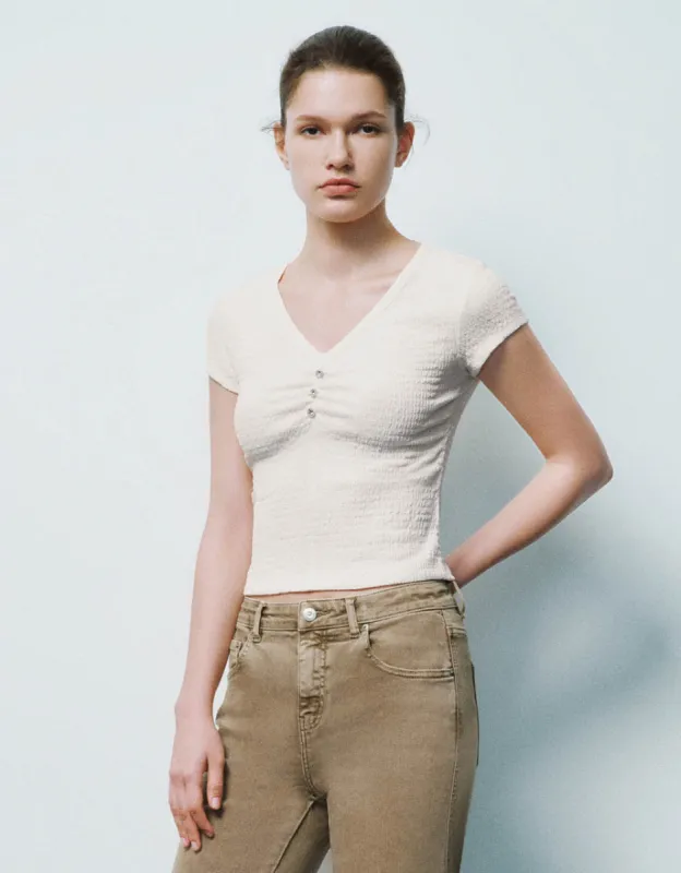 V-Neck Knitted Skinny T-Shirt sold by Urban Revivo
