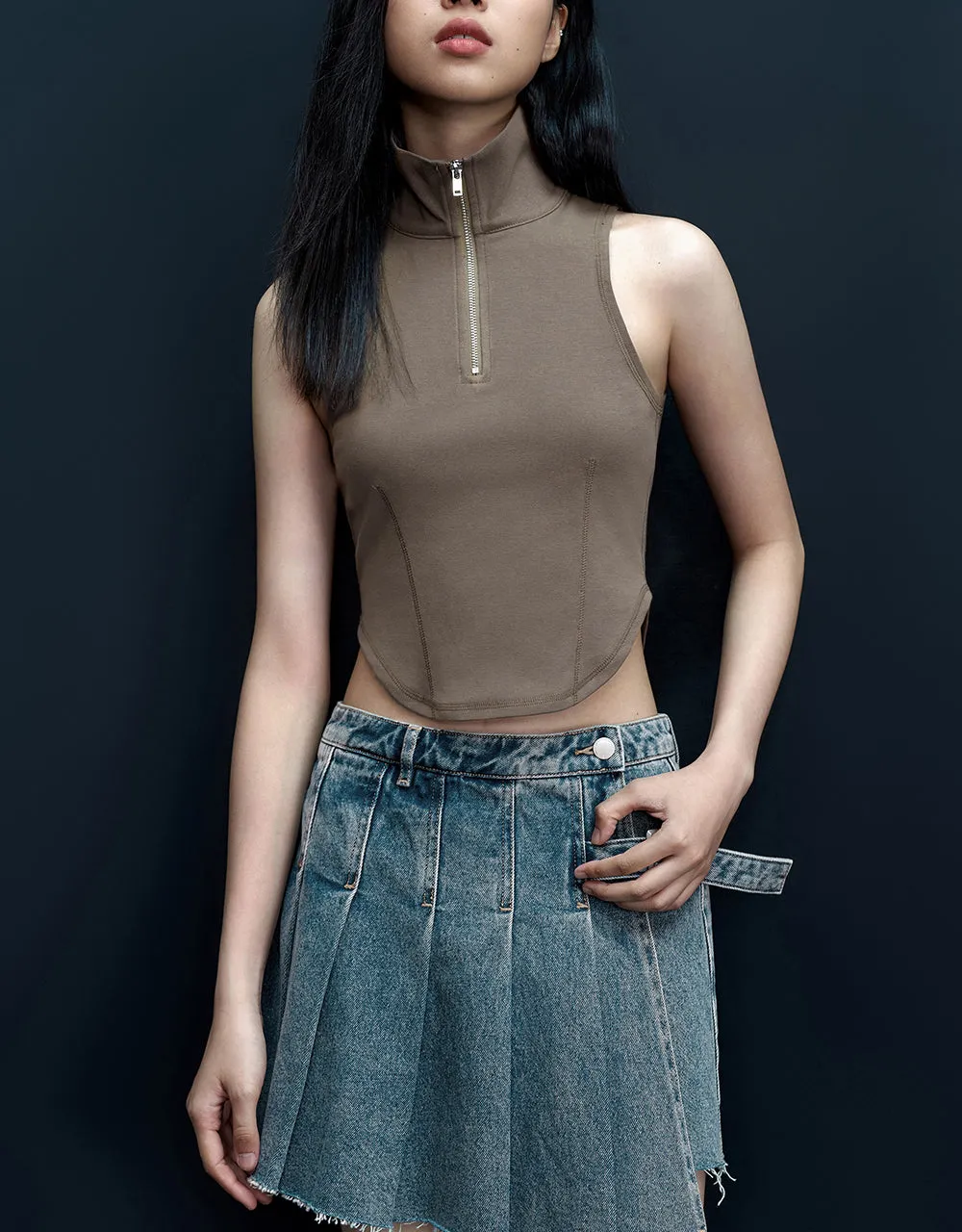 Zip Half Placket Tank Top sold by Urban Revivo product image thumbnail 2