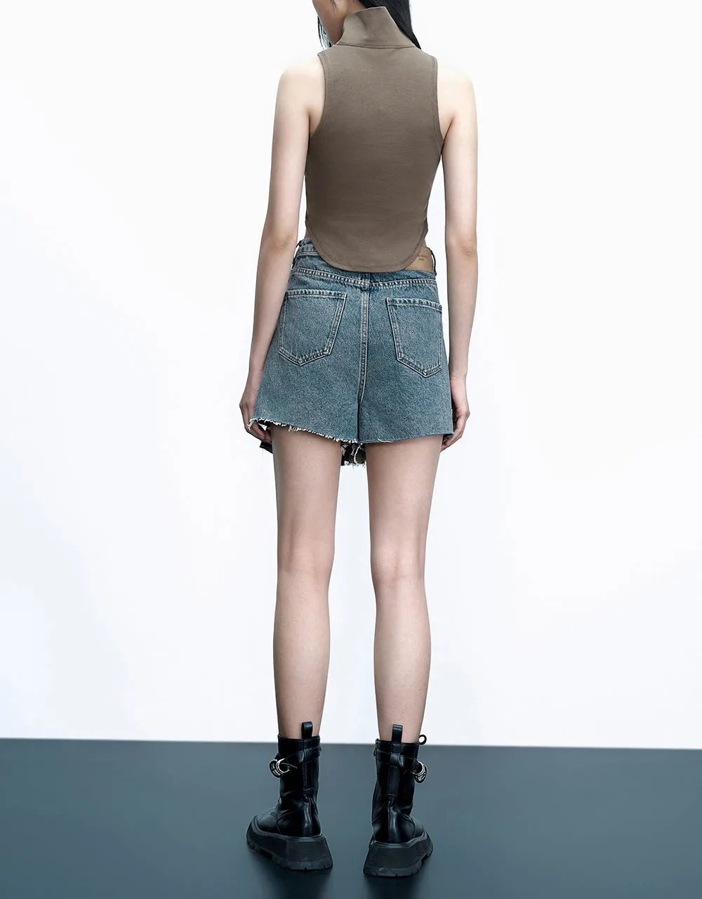 Zip Half Placket Tank Top sold by Urban Revivo product image thumbnail 4