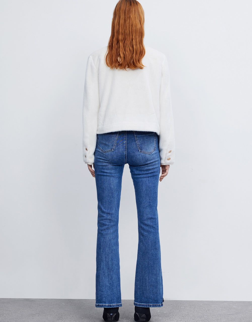 Crew Neck Faux Fur Coat sold by Urban Revivo product image thumbnail 4