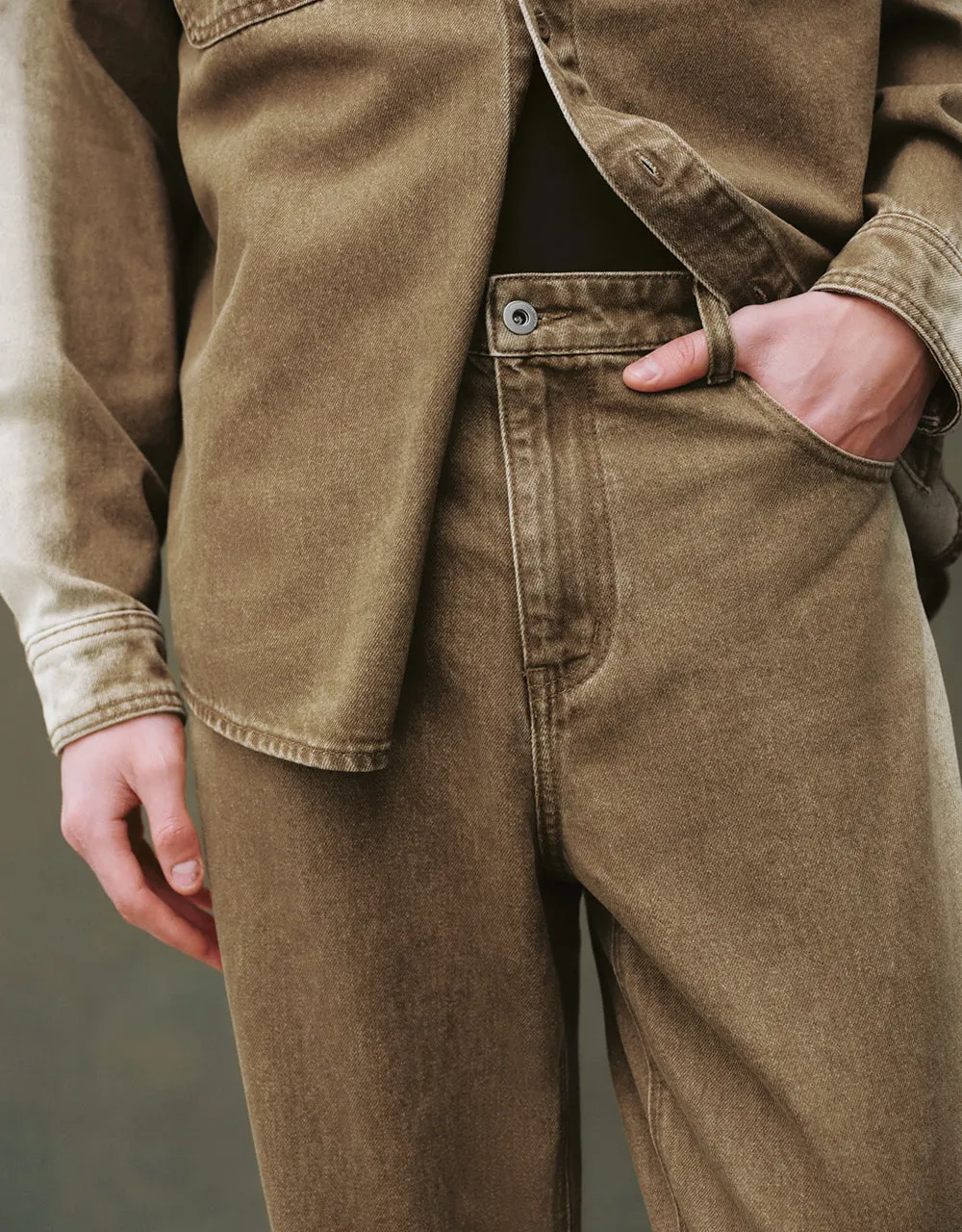 Gradient Straight Jeans sold by Urban Revivo product image thumbnail 5