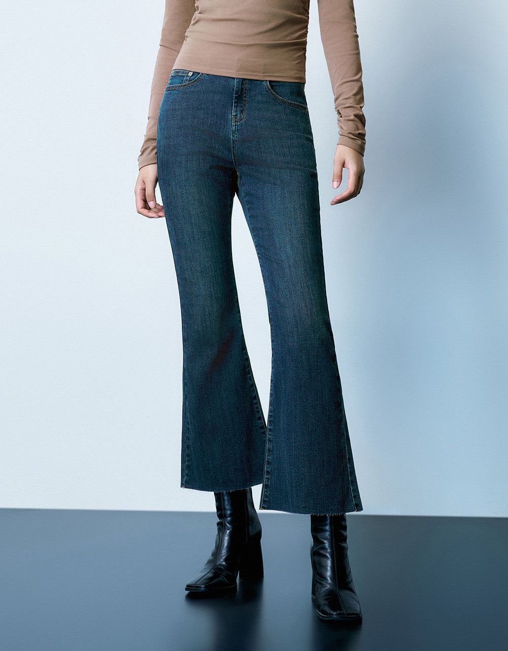 Flare Jeans sold by Urban Revivo product image thumbnail 2
