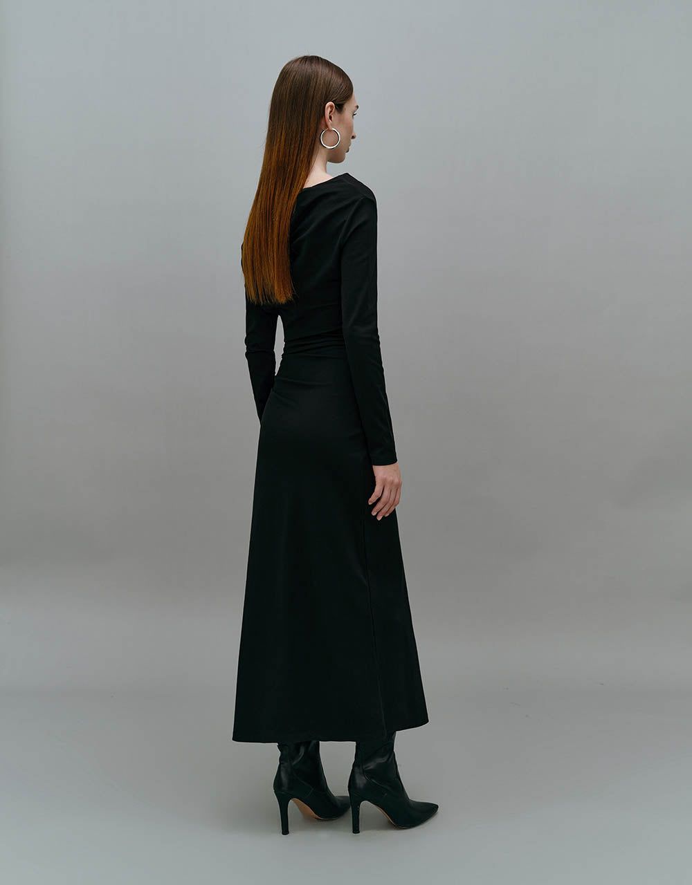 Ruched Off-Shoulder Straight Dress sold by Urban Revivo product image thumbnail 4