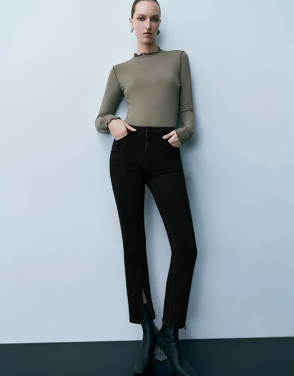 Turtle Neck Skinny Knitted T-Shirt sold by Urban Revivo product image thumbnail 3