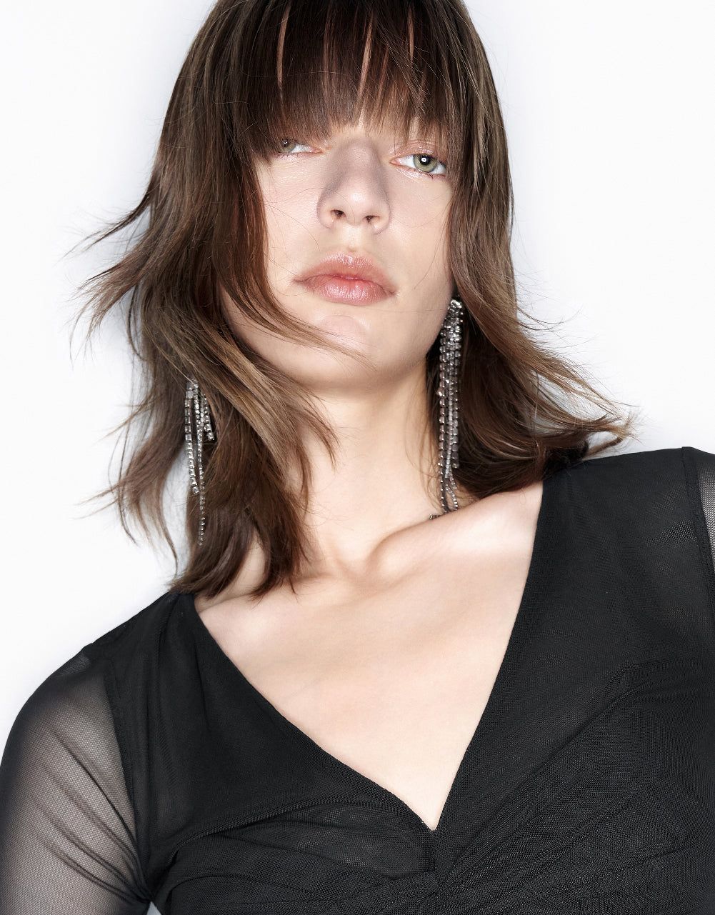 Ruched V-Neck Straight T-Shirt sold by Urban Revivo product image thumbnail 5