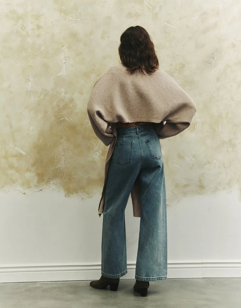 Raglan Sleeve V-Neck Knitted Cardigan sold by Urban Revivo product image thumbnail 5