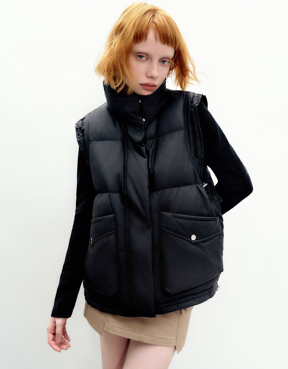 Stand Collar Puffer Waistcoat With Pockets sold by Urban Revivo product image thumbnail 2