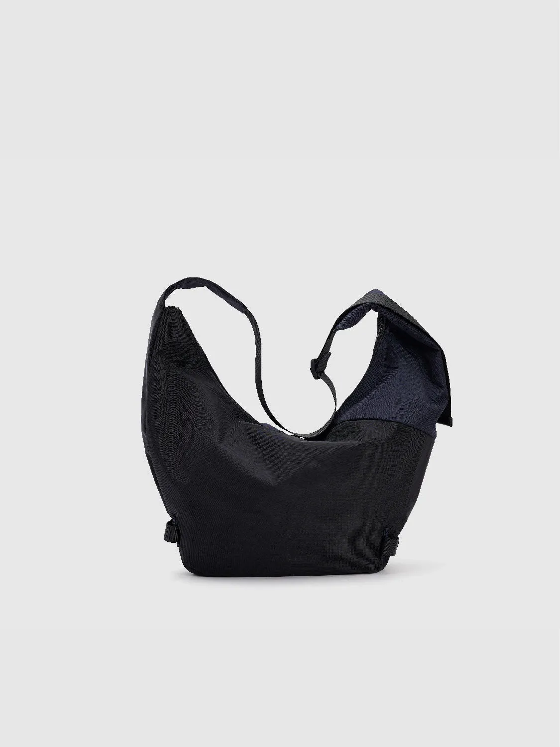 Large Crossbody Bag sold by Urban Revivo product image thumbnail 4