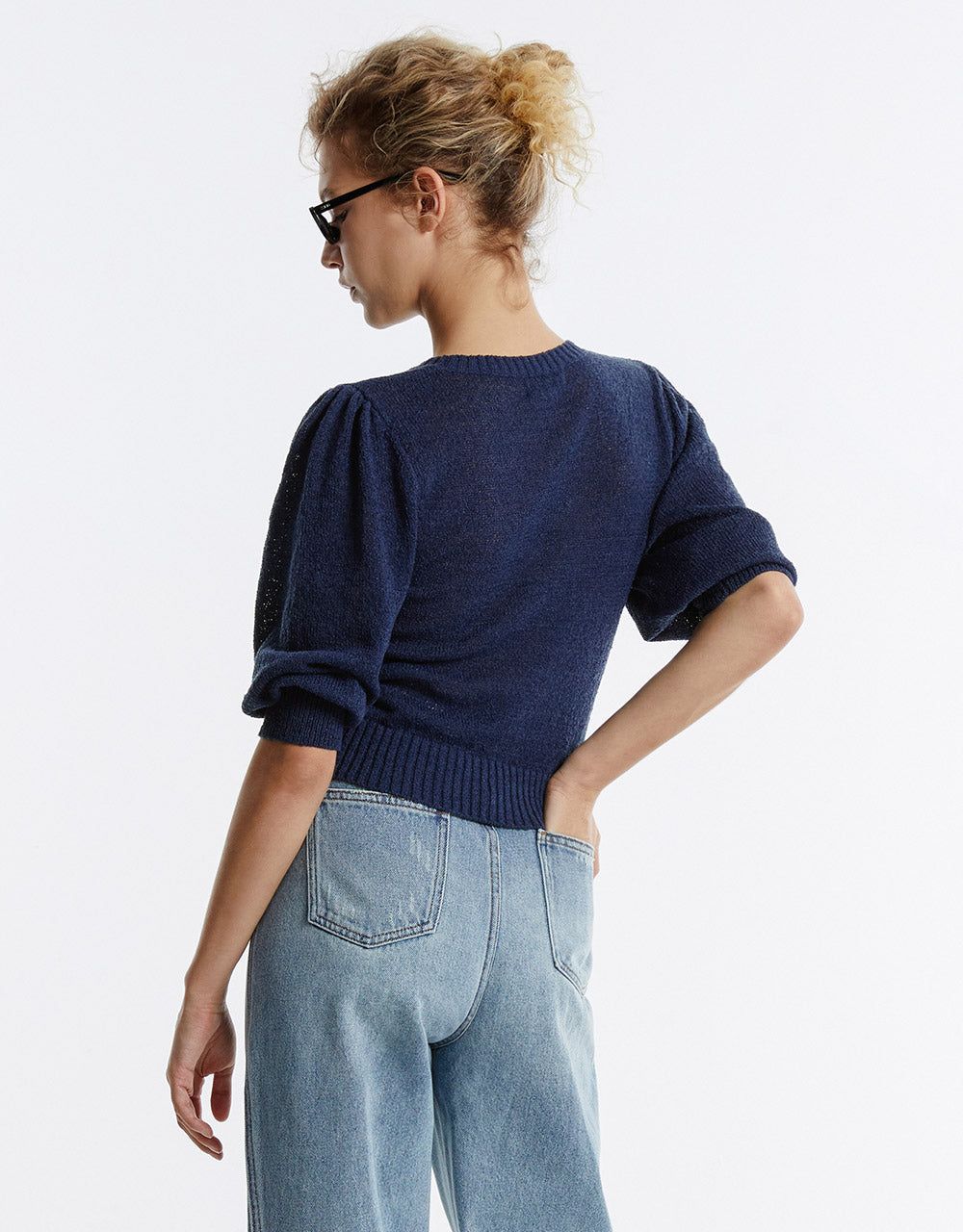 Plain Cropped Sweater sold by Urban Revivo product image thumbnail 3
