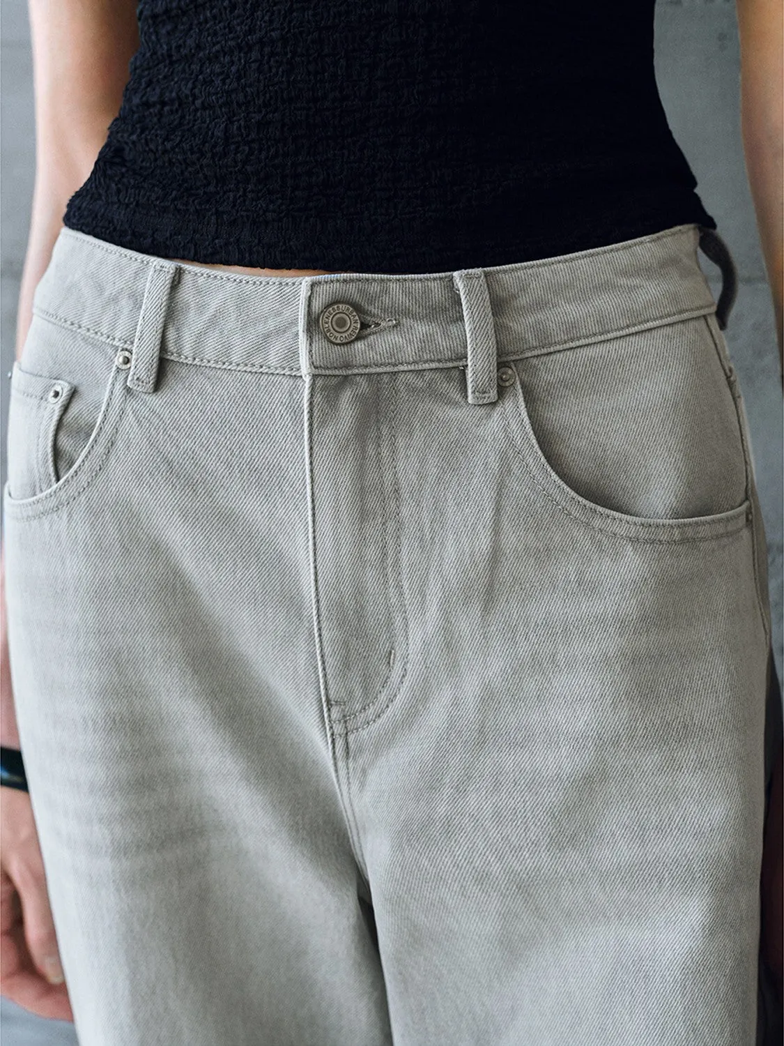 Straight Jeans sold by Urban Revivo product image thumbnail 4