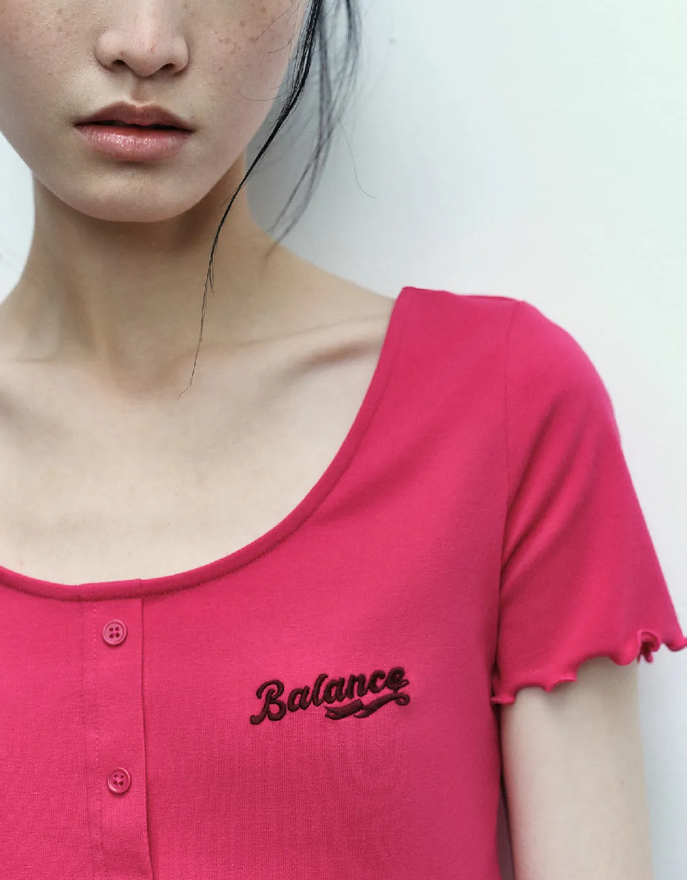 Lettuce Trim Cuff Skinny T-Shirt sold by Urban Revivo product image thumbnail 5