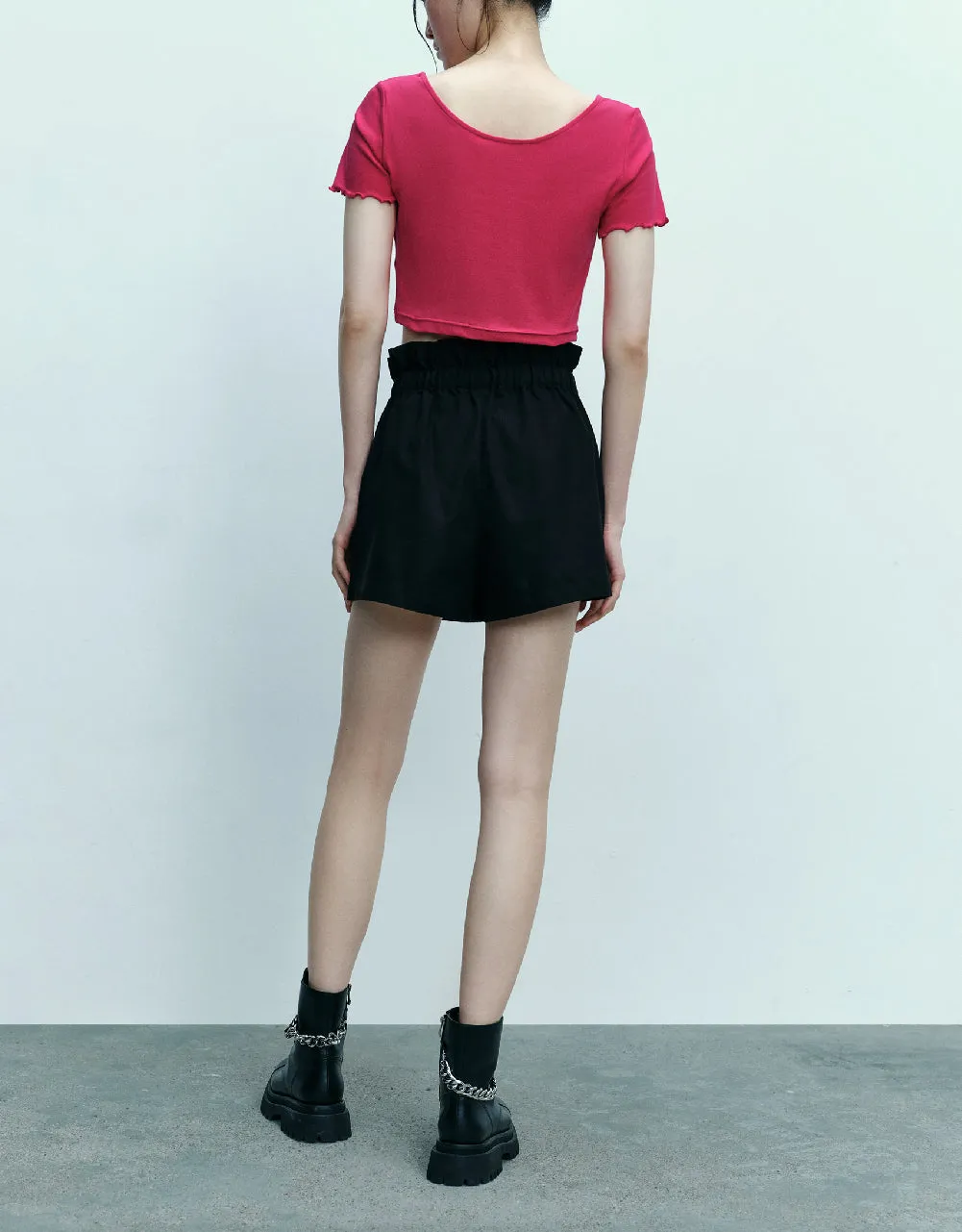 Lettuce Trim Cuff Skinny T-Shirt sold by Urban Revivo product image thumbnail 4