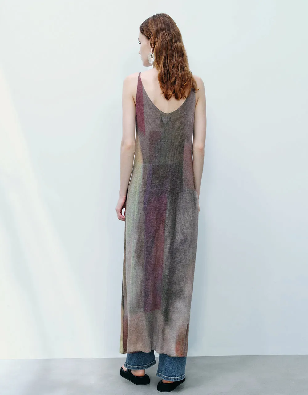 Sleeveless Printed Knitted Dress sold by Urban Revivo product image thumbnail 4
