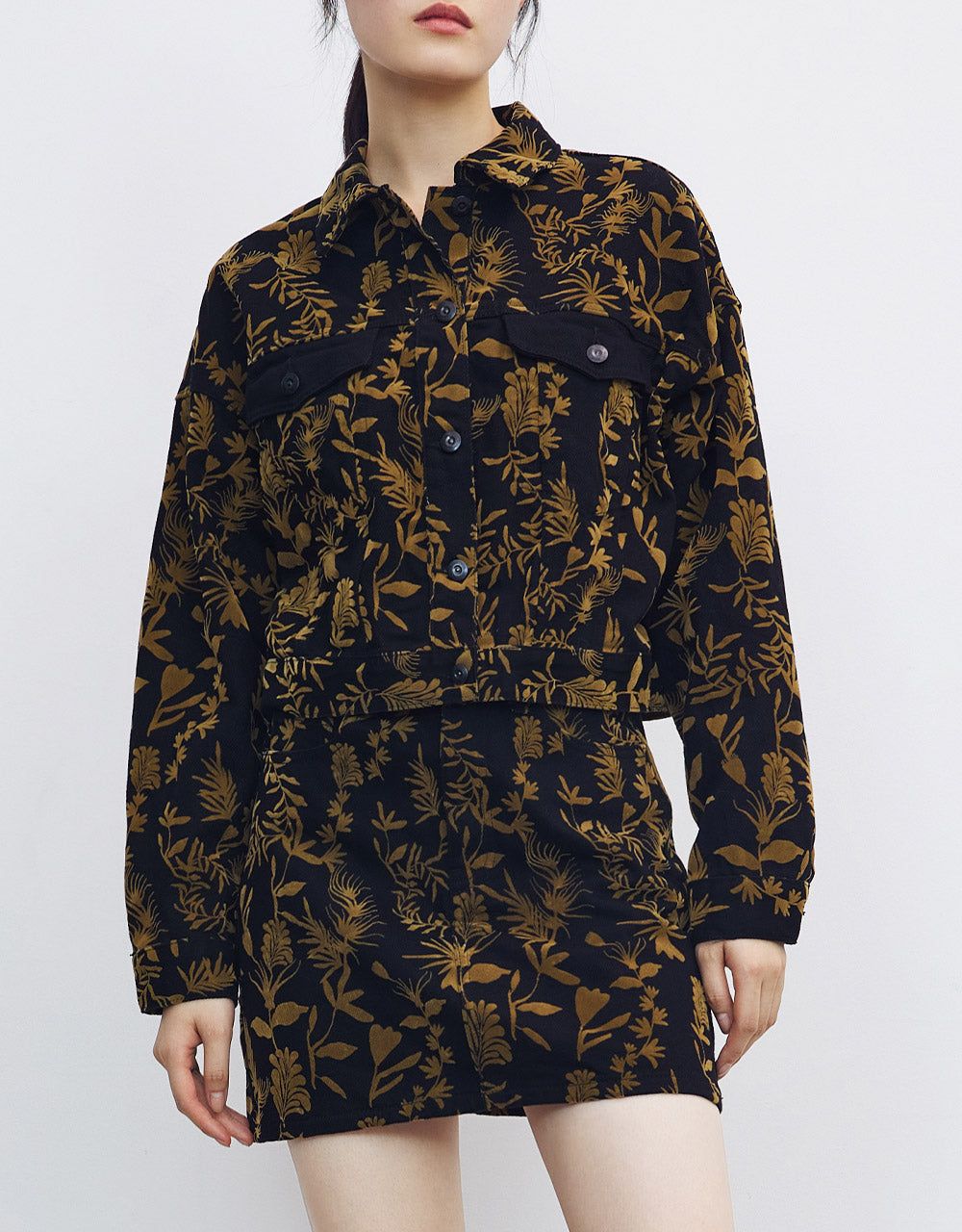 Flower & Leaves Print Denim Jacket sold by Urban Revivo product image thumbnail 5