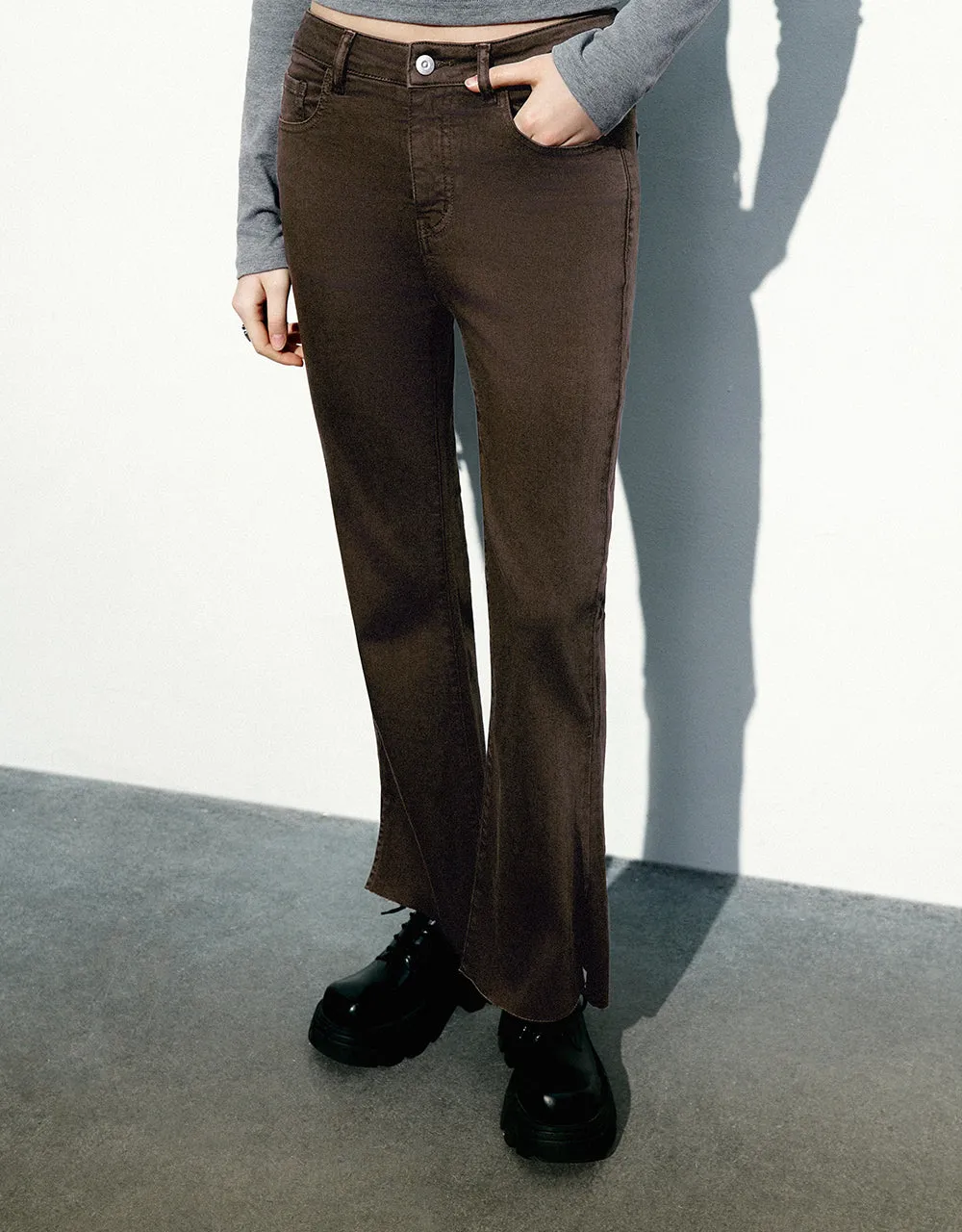 Split Hem Flare Jeans sold by Urban Revivo product image thumbnail 4