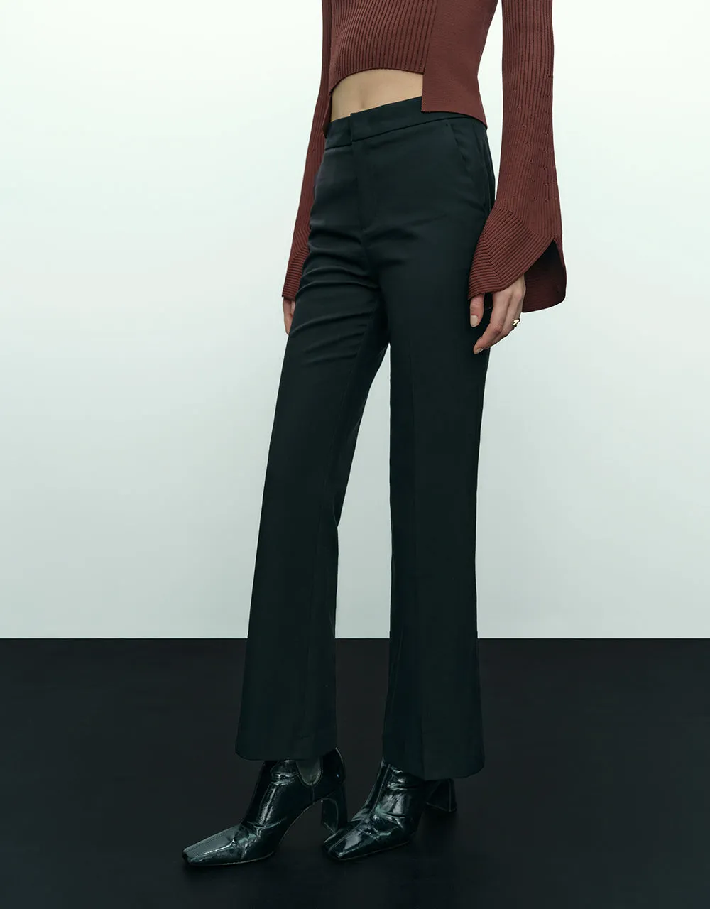 Skinny Flare Pants sold by Urban Revivo product image thumbnail 4