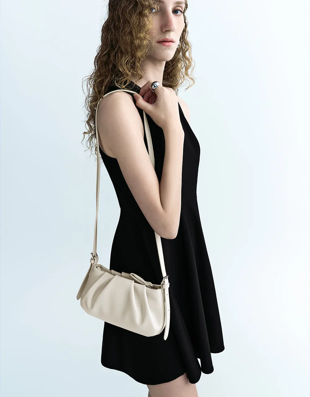 Sleeveless Crew Neck A-Line Dress sold by Urban Revivo product image thumbnail 3